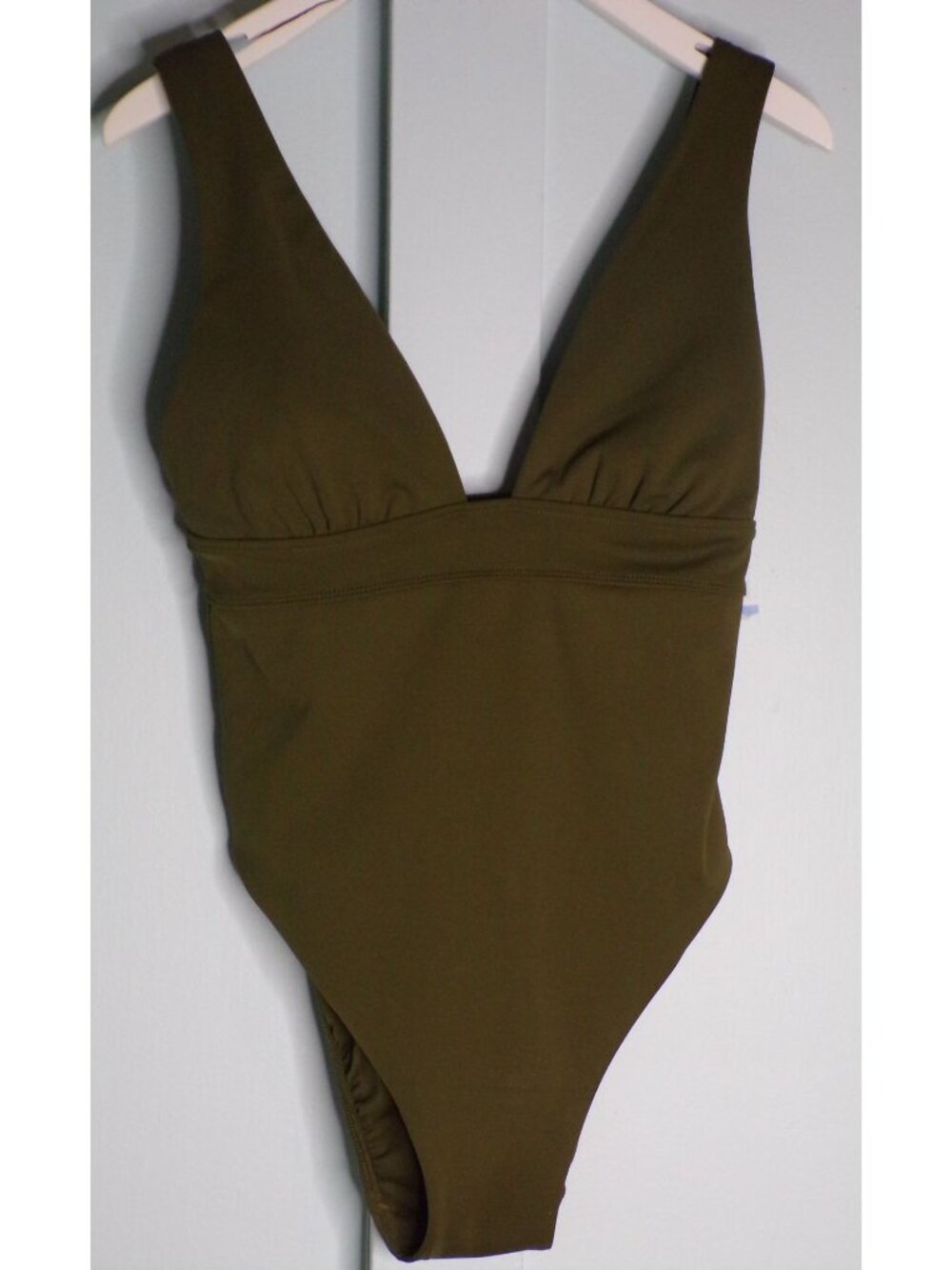 🆕RALPH LAUREN Modern V-Neck Classic One Piece Swimsuit Olive Green 8 - Picture 4 of 7